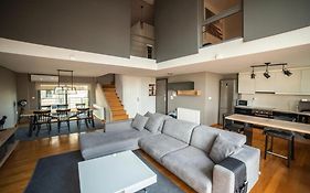 Minimal Brand New Loft Next To Subway